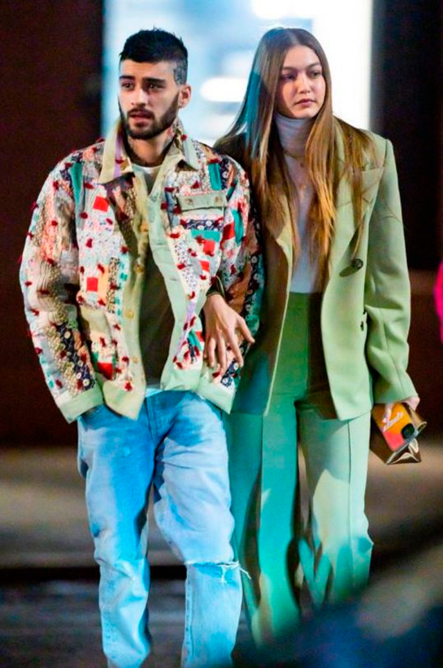 Gigi Hadid y Zayn Malik paseando por las calles de Nueva York.