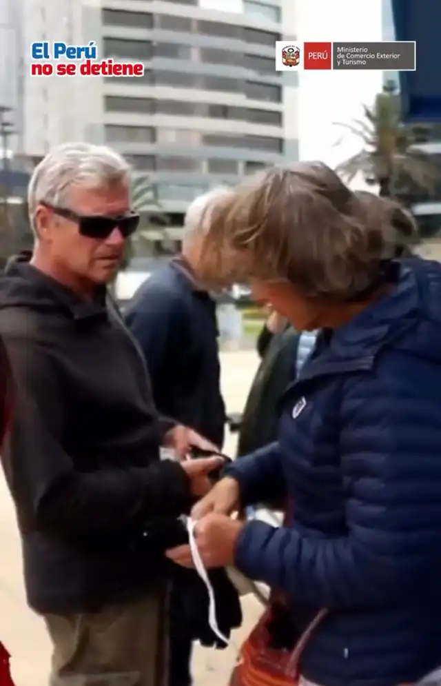 Turistas fueron vistos en Miraflores, esto a pesar del paro de transportistas. Foto: Mincetur Turistas fueron vistos en Miraflores, esto a pesar del paro de transportistas. Foto: Mincetur