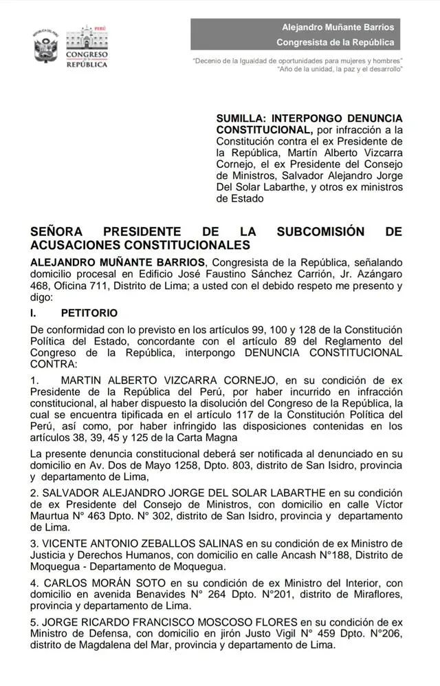 Denuncia constitucional contra Martín Vizcarra y Salvador del Solar. Foto: Twitter/Carlos Villarreal   