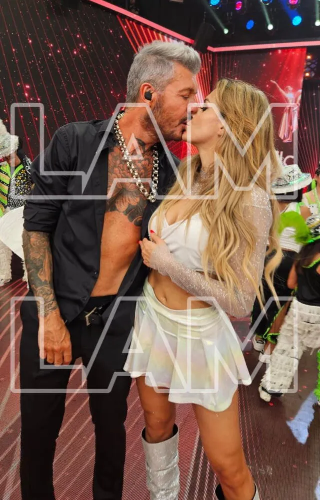 Marcelo Tinelli y Milett FIgueroa se dieron un beso. Foto: X/LAM 