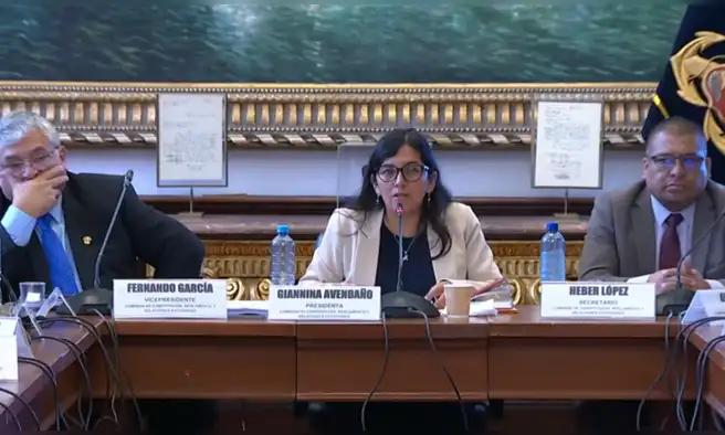Comisión de Constitución evaluará tres textos sustitutorios sobre facultades