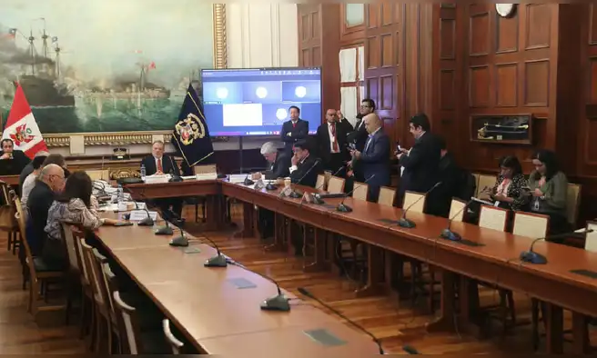 Fuerza Popular desconoce votación que pedía debatir los límites del Senado sobre el pedido de facultades