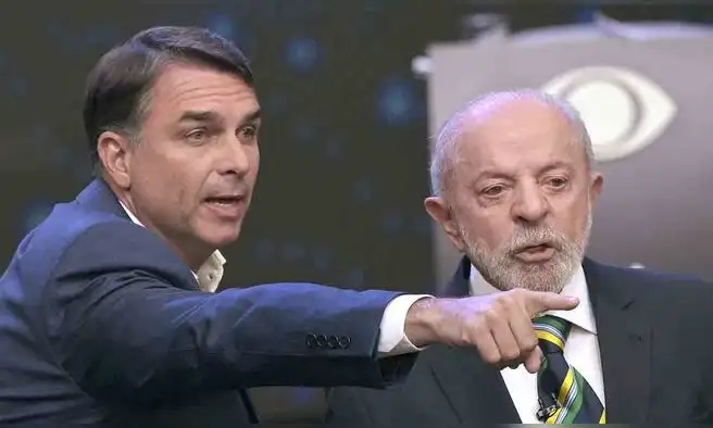 Lula y Flávio Bolsonaro se enfrentan en un tenso debate por corrupción, seguridad y vínculos con Trump y Milei