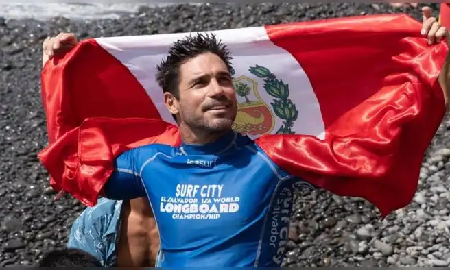 ¡Orgullo peruano! Piccolo Clemente es campeón mundial de longboard ISA 2026 en El Salvador