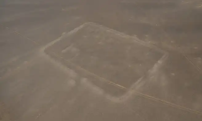 En 2023, un arqueólogo descubrió 3 campamentos romanos mientras revisaba Google Earth; estos revelarían una campaña militar en Arabia que no figura en los relatos históricos