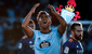 En España dan por perdida la renovación de Renato Tapia con Celta: "Tiene pie y medio fuera"
