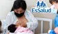Si una asegurada ha tenido recientemente un bebé: ¿cuánto dinero entrega EsSalud por lactancia materna?
