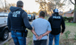 Muy malas noticias para inmigrantes en EEUU: nueva ley permitirá encarcelar a extranjeros sin autorización legal en esta ciudad