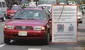 Taxista peruano coloca emotivo cartel en su unidad: "No me hagas daño, me esperan en casa"