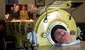 El increíble caso de Paul Alexander, el hombre que vivió con un pulmón de acero más de 70 años por padecer polio